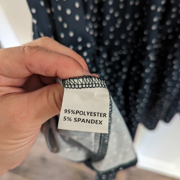 Ultranice babydoll dress - size large - Picture 7 of 9